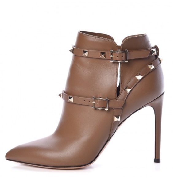 VALENTINO GARAVANI Calfskin Rockstud Double Buckle 100mm Ankle Boots Nocciola - Picture 3 of 9